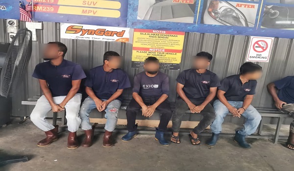 Imigresen serbu kedai servis cuci kereta, 12 PATI ditahan