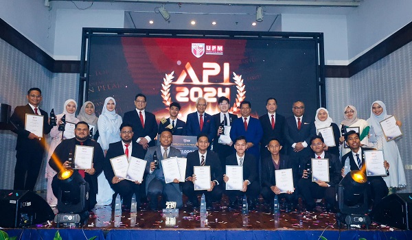 0308 ANUGERAH PUTRA IKON UPM 2