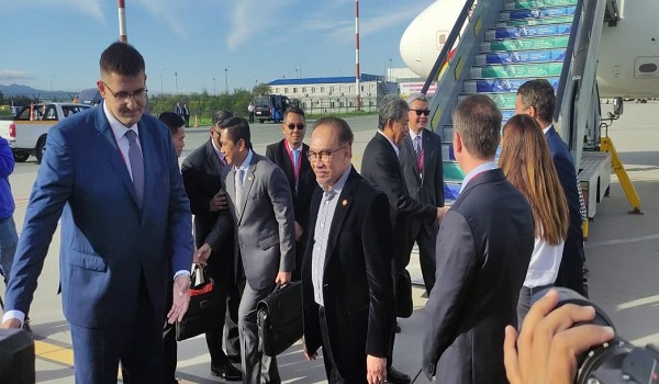 PM tiba di Vladivostok, mulakan lawatan kerja ke Rusia