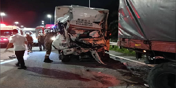 Dua maut dalam insiden lori dan treler bertembung