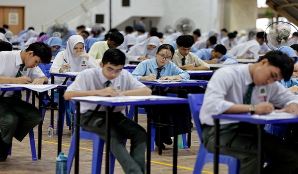 1,279 calon duduki peperiksaan SPM di Labuan