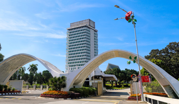 Kemalangan maut libatkan lori, tuntutan insurans tumpuan Dewan Rakyat hari ini