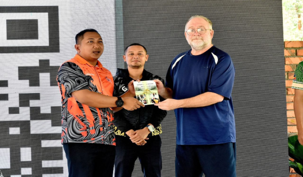 UPSI lancar terjemahan pertama buku kepimpinan aktiviti luar