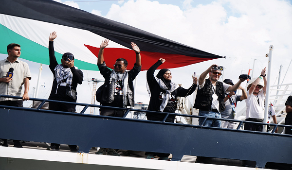 Delegasi Malaysia menyertai misi Global Sumud Flotilla to Gaza yang berlayar dari Barcelona bagi mendesak sekatan ke atas Gaza dihentikan. Foto- Facebook Sumud Nusantara Official