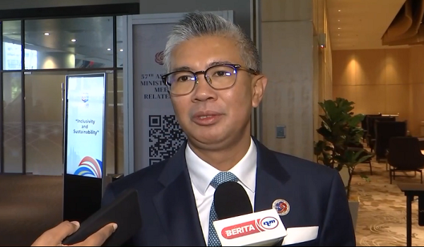 2609 AEM ASEAN SWITZERLAND PERKUKUH