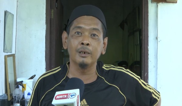 Penduduk Mukim Anak Bukit, Mohd Asrol Kharisman menggesa projek tebatan banjir disiapkan segera.