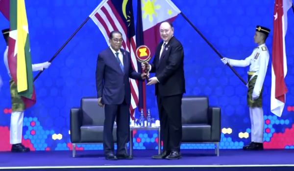 Malaysia serah tugas pengerusi pertahanan ASEAN kepada Filipina/REUTERS