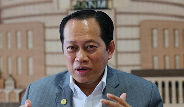 Perbandingan ringgit-dolar AS bukan ukuran tentukan keadaan ekonomi- Ahmad Maslan