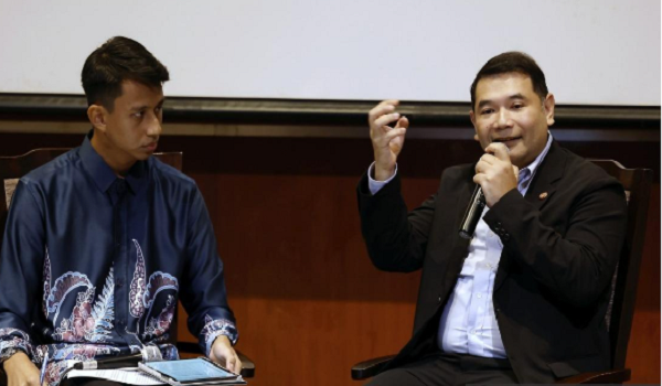 Pelaksanaan dasar gaji progresif ambil kira kemampuan majikan- Rafizi