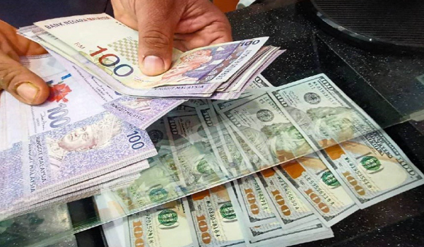 Ringgit melantun semula, dibuka mengukuh berbanding dolar AS