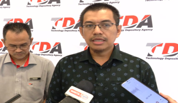 Ketua Pegawai Eksekutif Technology Depository Agency (TDA), Dr. Sharoul Jambari