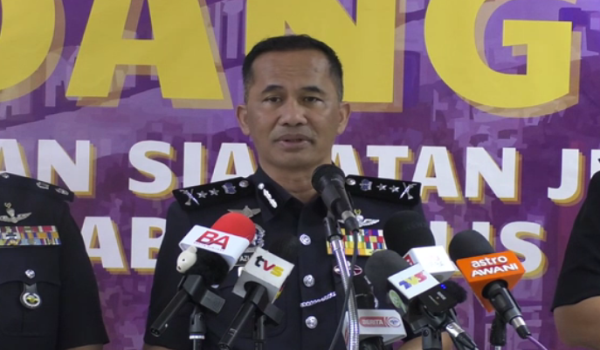Timbalan Ketua Polis Perak, DCP Mohammad Azlin Sadari