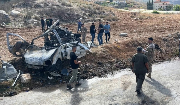Sebuah kereta musnah susulan serangan Israel di Selatan Lubnan/ AFP