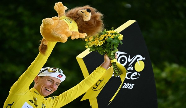 2807 SKN LE TOUR DE FRANCE 2