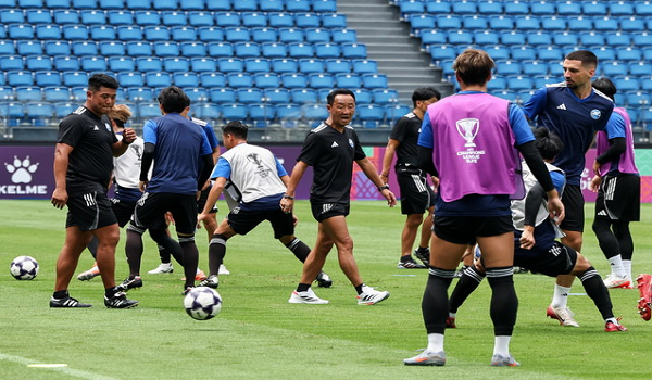 2909 SKN JDT ACLE PREMATCH 56