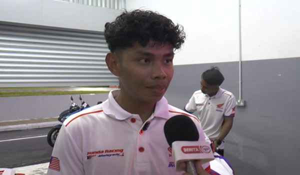 Pelumba wildcard negara dalam kategori Moto2, Md Helmi optimis beri saingan sengit dalam perlumbaan Petronas MotoGP Malaysia 2025, hujung minggu ini.