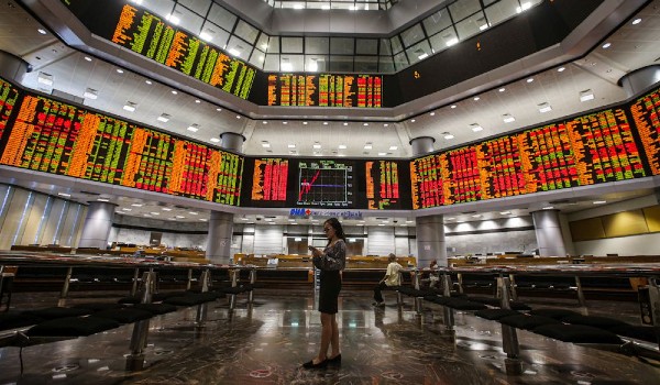 Bursa Malaysia dibuka bercampur-campur