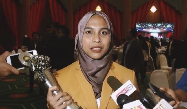 Anugerah AST: Mohamad Nur Aiman, Siti Nur Azwani dinobat, Olahragawan, Olahragawati 