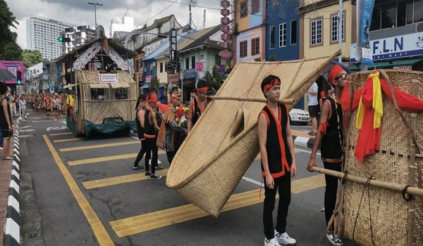 1606 PERARAKAN BUDAYA GAWAI