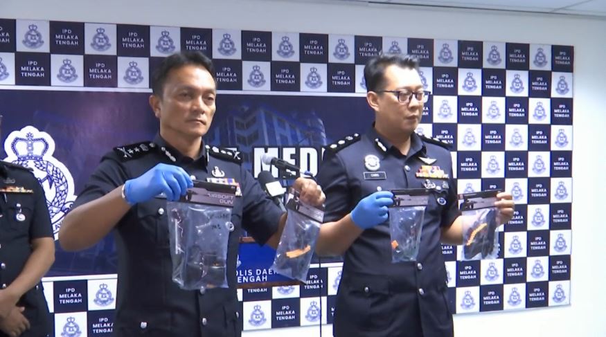 1607 MLK POLIS PISTOL TIRUAN 2