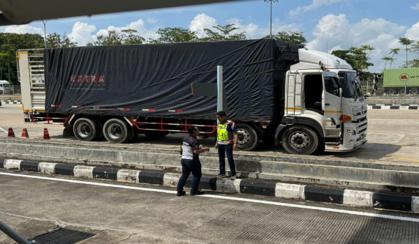 0211 KDH AKPS SELUDUP DIESEL TUMPAS 2.jpg