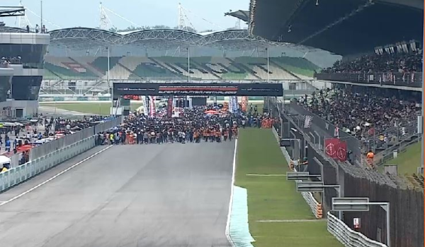 2806 SKN SUPER GT MSIA LABUH TIRAI 3