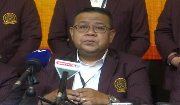 2906 SKN SEPAK TAKRAW TUKAR NAMA 2