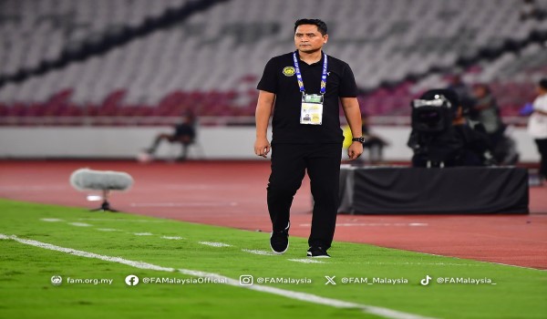 1607 SKN REAX NAFUZI PIALA AFF 4