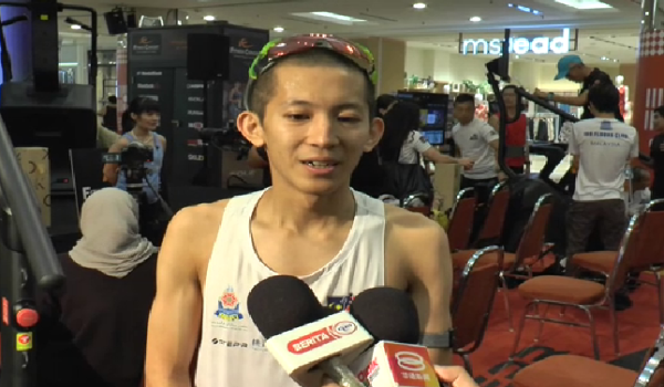 1909 SKN WAI CHING REKOD DUNIA 2