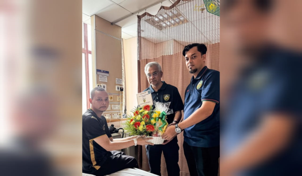 1008 SKN KDA FC PEMINAT 1