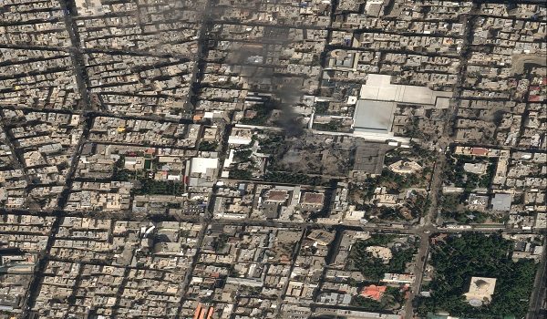 A satellite image shows black smoke rising and heavy damage at Iranian Supreme Leader Ayatollah Ali Khamenei's compound, following strikes by the United States and Israel against Iran, in Tehran, Iran February 28, 2026. Pleiades Neo (c) Airbus DS 2026/Handout via REUTERS    THIS IMAGE HAS BEEN SUPPLIED BY A THIRD PARTY NO RESALES. NO ARCHIVES MANDATORY CREDIT