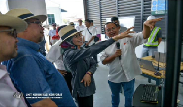 FOTO FACEBOOK DATUK DR NORAINI AHMAD