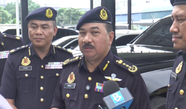 Pengarah Kanan Penguatkuasa Jabatan Pengangkutan Jalan (JPJ) Muhammad Kifli Ma Hassan ketika ditemui pemberita