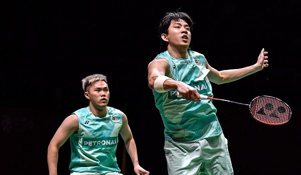 Pasangan negara menundukkan wakil Indonesia, Fajar Alfian-Shohibul Fikri /Foto BERNAMA