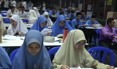 Banjir Perak: 306 calon SPM dipindahkan / Foto RTM