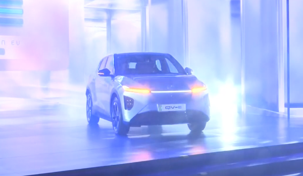 Kenderaan elektrik (EV) pertama Perodua, QV-E yang dilancarkan hari ini dijangka menjadi pemangkin baharu dalam pembangunan industri automotif negara/RTM