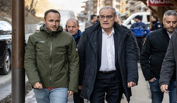 Presiden Switzerland, Guy Parmelin (tengah) / AFP