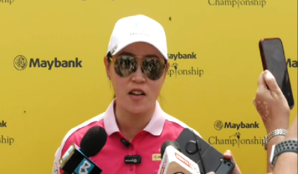 Pemain golf wanita profesional negara, Kelly Tan/RTM