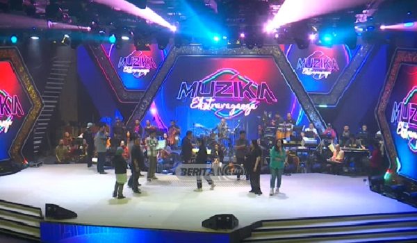 0202_MUZIKA_EKSTRAVAVAGANZA_2