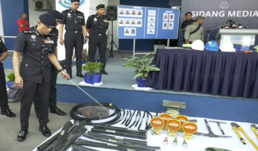 0203 JNY KPOLIS SELANGOR CURI KABEL