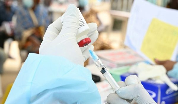 0206 LNR DANA VAKSIN EBOLA