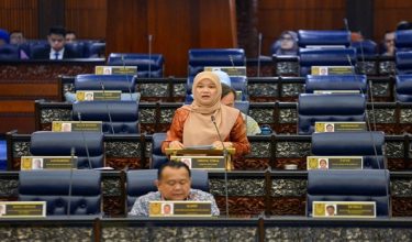 KUALA LUMPUR, 2 Julai -- Menteri Pendidikan Fadhlina Sidek pada sesi Waktu Pertanyaan-Pertanyaan Menteri di Dewan Rakyat hari ini.
 
-- fotoBERNAMA (2026) HAK CIPTA TERPELIHARA