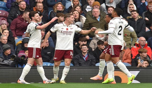 rsenal mengukuhkan kedudukan di puncak Liga selepas menundukkan Burnley 2-0 di Turf Moor. /AFP