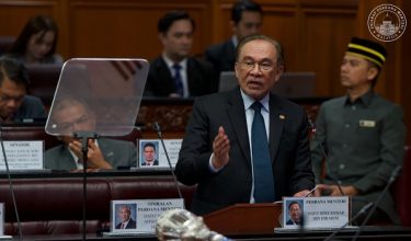 FOTO FB ANWAR IBRAHIM
