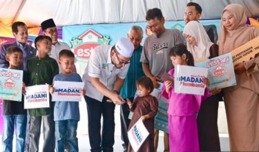 Sejak 1985 hingga Disember 2025, YAPEIM telah mengagihkan lebih RM753 juta membabitkan lebih 10.1 juta penerima di seluruh negara/Foto Bernama
