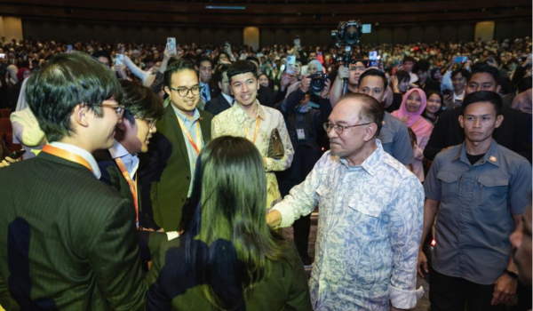 0310 NSL PM BAJET MAHASISWA LAPAR