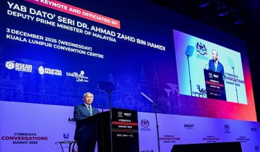 Timbalan Perdana Menteri, Datuk Seri Dr Ahmad Zahid Hamidi/foto BERNAMA