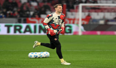 Penjaga gol dan ketua pasukan Bayern Munich, Manuel Neuer / Foto REUTERS