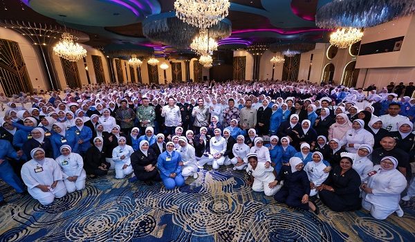 ISKANDAR PUTERI, 4 Jun -- Menteri Besar Datuk Onn Hafiz Ghazi bergambar pada Sambutan Hari Jururawat Peringkat Negeri Johor di Sunway Hotel Big Box hari ini.

-- fotoBERNAMA (2026) HAK CIPTA TERPELIHARA