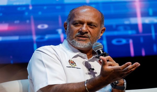 KUALA LUMPUR, June 4 --  Minister of Digital Gobind Singh Deo shares his views during a ministerial session titled Powering Malaysias Next Growth Chapter: Energy, Economy & Digital In Sync at the Energy Transition Conference 2026 here today.

-- fotoBERNAMA (2026) COPYRIGHT RESERVED
